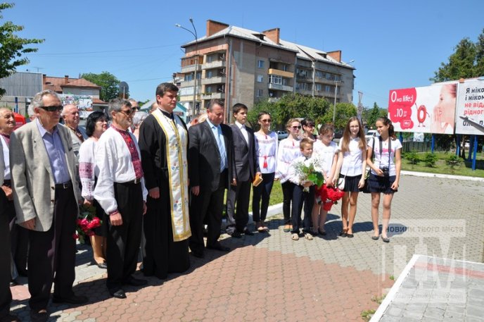 У Мукачеві відбулася панахида, приурочена річниці перепоховання Тараса Шевченка (ФОТО) – 15