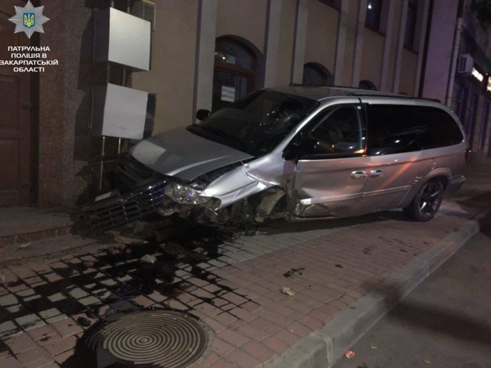 П’яний водій скоїв в Ужгороді ДТП – 01