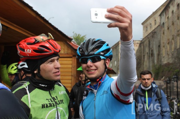 У Мукачівському замку стартував МТБ-марафон "Три замки Закарпаття" – 04