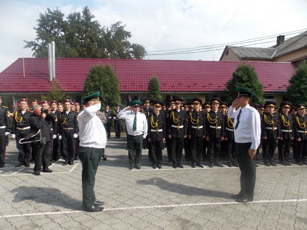 Владика Феодор відслужив молебень у Мукачівському військовому ліцеї з посиленою військово-фізичною підготовкою (ФОТО) – 14