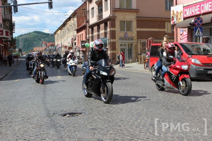 Байкери проїхались вулицями Мукачева – 09