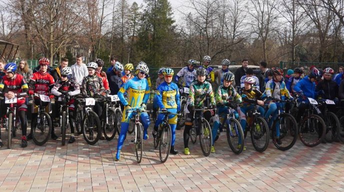 В Ужгороді відкрили туристичний велоцентр – 01