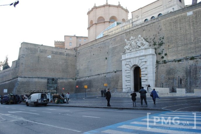 Пригоди українців в Італії – 83