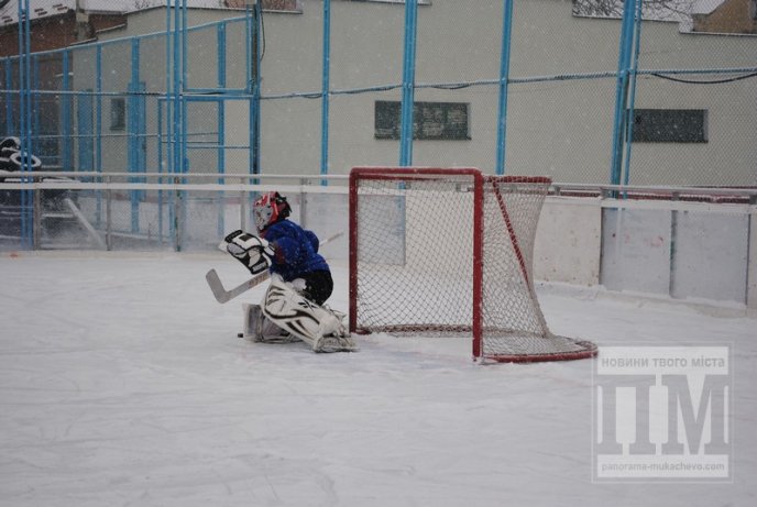 У Мукачеві відбувся відкритий Кубок області з хокею (ФОТО) – 34