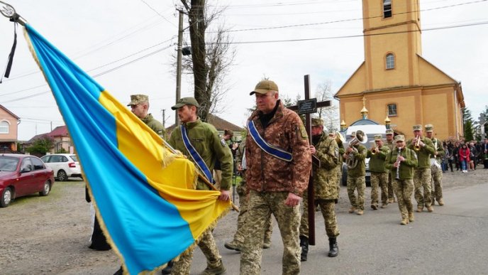 На Мукачівщині поховали військового 128-ої бригади – 03