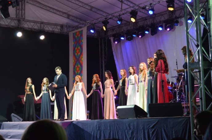 Іршавчанка Галина Ракущинець стала володаркою титулу "Міс Закарпаття – 2015" – 01