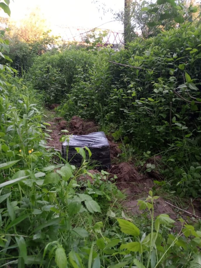 Прикордонники знайшли 6 тисяч пачок сигарет – 01 Прикордонники знайшли 6 тисяч пачок сигарет – 01