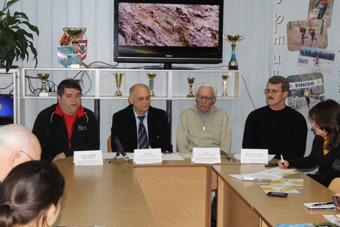 В Ужгороді проходять міжнародні змагання зі спортивного орієнтування "Кубок Дружби" (ФОТО) – 05