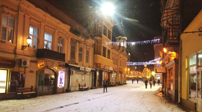 Ужгород засипає снігом – 02 Ужгород засипає снігом – 02