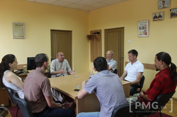 У Мукачеві обговорили перспективи розвитку незалежної журналістики в краї – 07