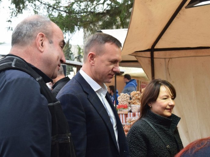 В Ужгороді триває фестиваль молодого вина “Закарпатське Божоле” – 30