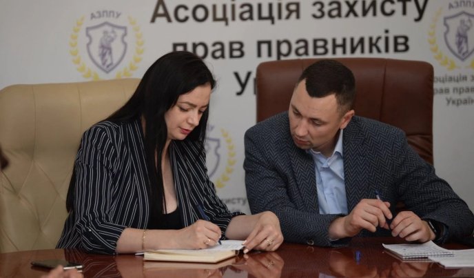 У Мукачеві відбулось чергове засідання Комітету захисту прав адвокатів – 01