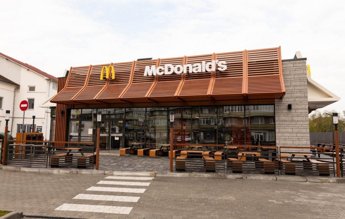 МакДональдз, який відкрили в Ужгороді, працюватиме цілодобово – 04