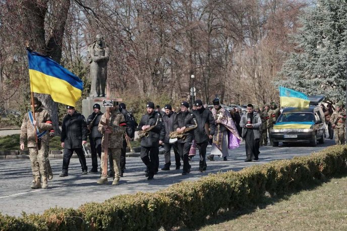 В Ужгороді поховали 54-річного захисника Бориса Тараненка – 02