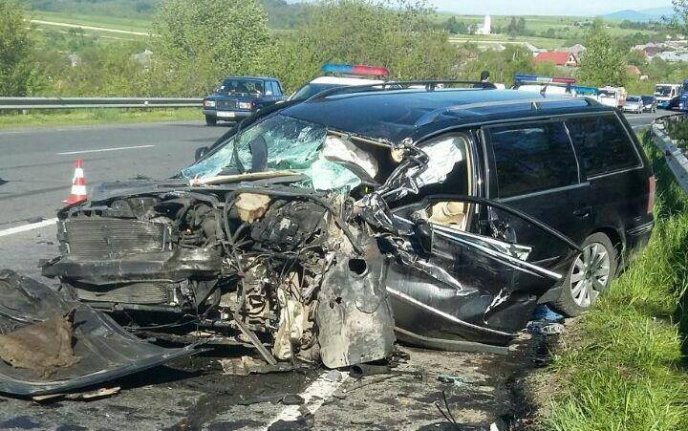 ДТП на Ужгородщині: легковик зіткнувся з евакуатором – 04 ДТП на Ужгородщині: легковик зіткнувся з евакуатором – 04