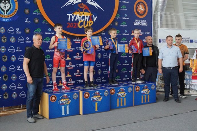 У Тячеві відбувся Міжнародний турнір з греко-римської боротьби пам’яті Йосипа Болдижара – 09