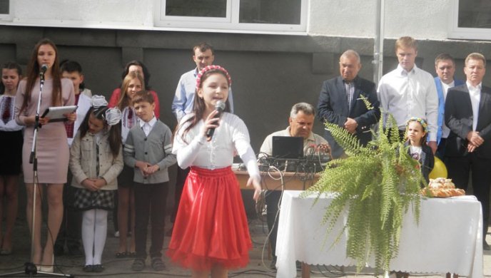 У Хусті відкрили сучасний міні-стадіон – 07