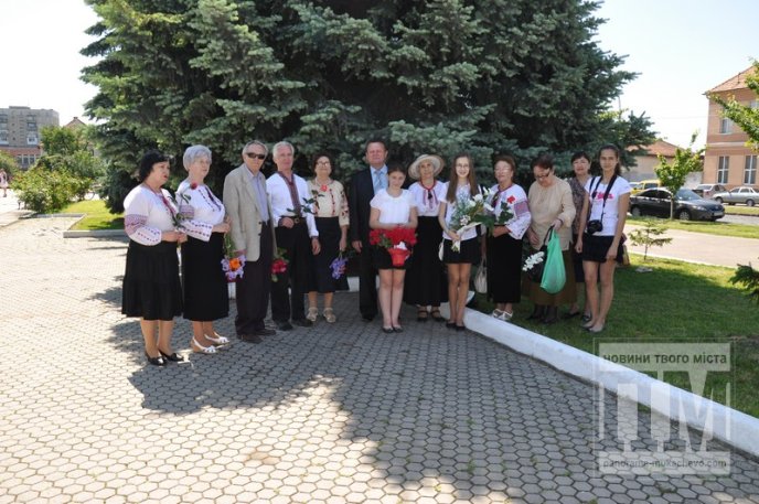 У Мукачеві відбулася панахида, приурочена річниці перепоховання Тараса Шевченка (ФОТО) – 04