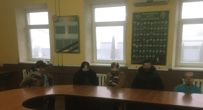 На кордоні затримано групу осіб – 01 На кордоні затримано групу осіб – 01