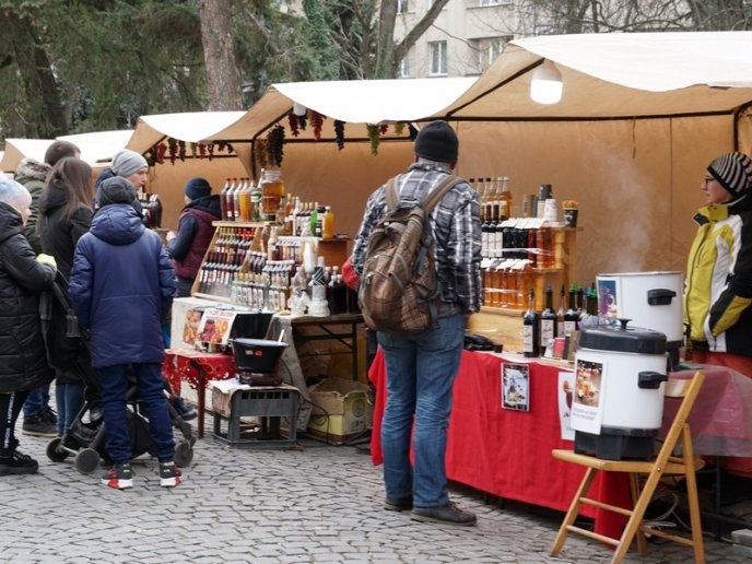 В обласному центрі триває "Медовуха Фест" – 21