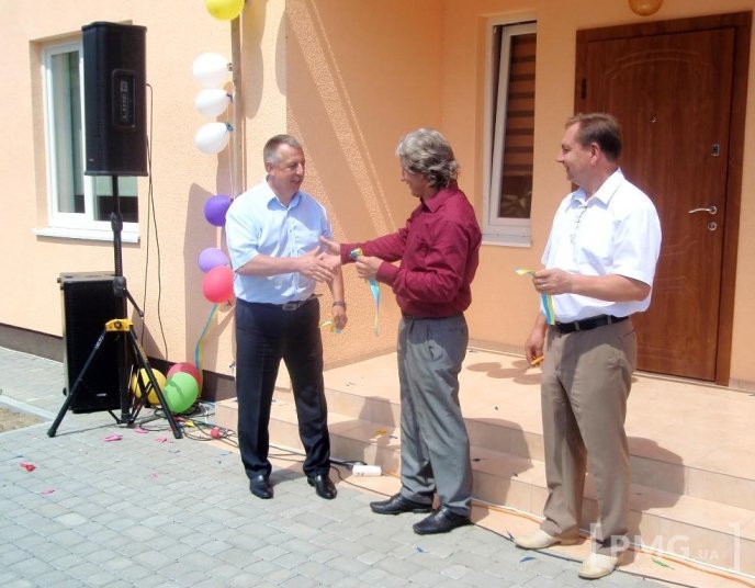 Німці допомогли збудувати сучасний дитячий будинок сімейного типу в одному із сіл Закарпаття – 09