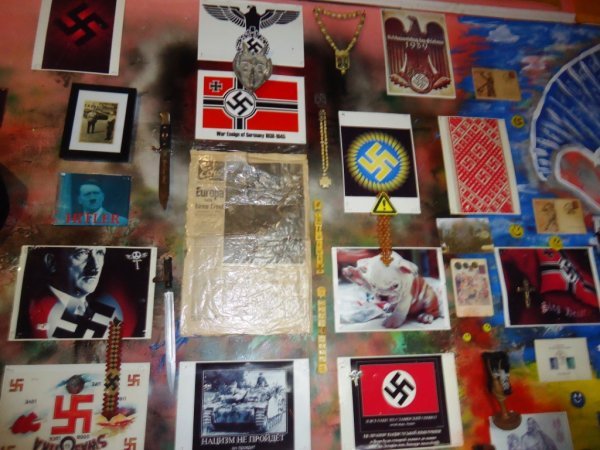 У Берегові чоловік намагався підірвати завод, вдома у зловмисника виявили масу фашистської символіки та арсенал зброї (ФОТО) – 05