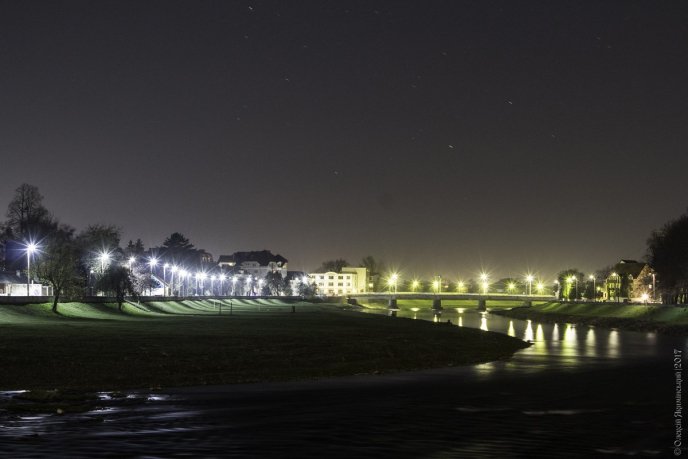 "Се мій Варош": мережу підкорюють неперевершені фото Мукачева – 07