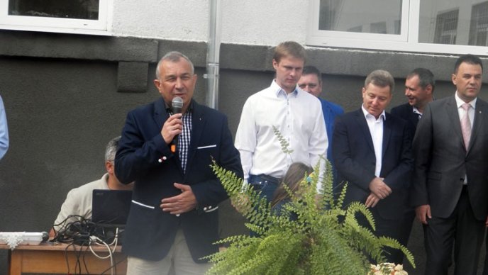 У Хусті відкрили сучасний міні-стадіон – 04