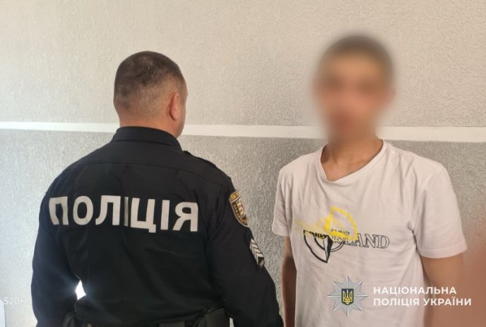 19-річний мукачівець обікрав помешкання місцевого жителя – 01 Хлопець обікрав помешкання у Мукачеві