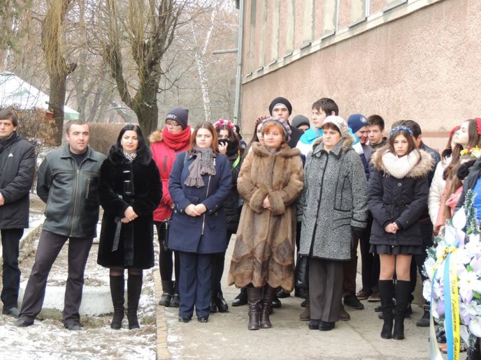 У День Соборності берегівчани вшанували пам’ять загиблих військових – 03