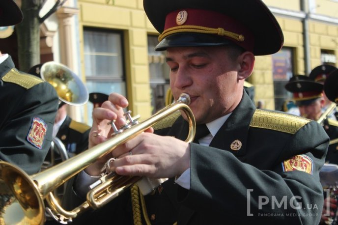 У Мукачеві урочисто відкрили чемпіонат світу зі слідової роботи службових собак – 35
