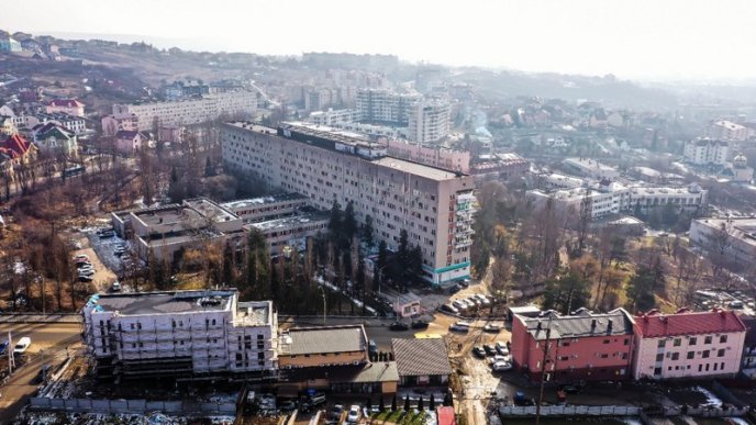 В Ужгородське приймальне відділення лікарні закупили майже на 26 мільйонів обладнання – 01