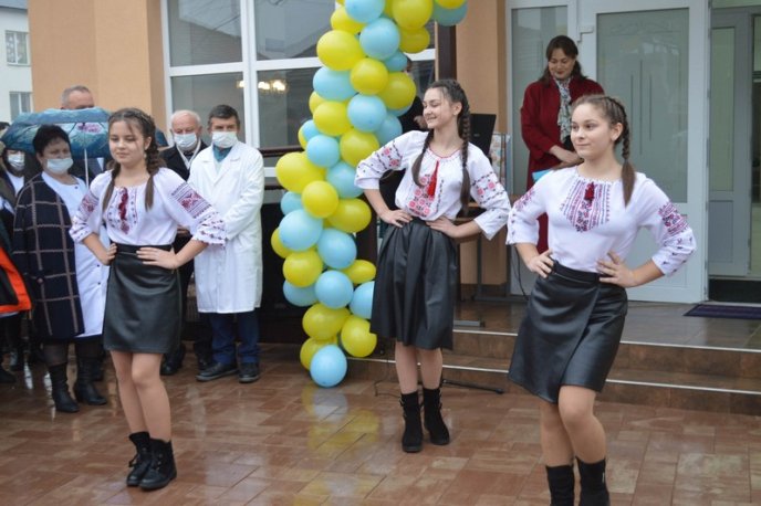 У селі на Іршавщині звели нову амбулаторію – 02