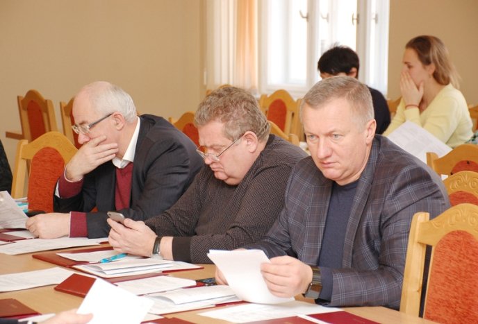 В Ужгороді відбулось чергове засідання Президії Закарпатської облради – 12