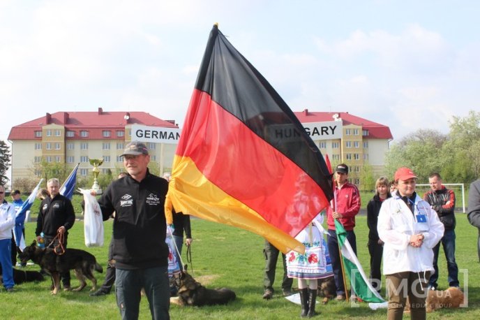 Збірна Франції перемогла на чемпіонаті світу зі слідової роботи службових собак – 51