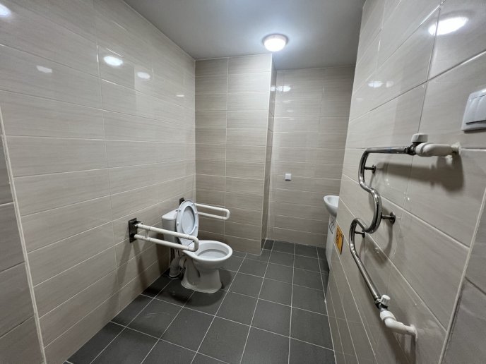 З минулого в майбутнє: як на Закарпатті зі старої споруди зробили сучасний медзаклад – 11