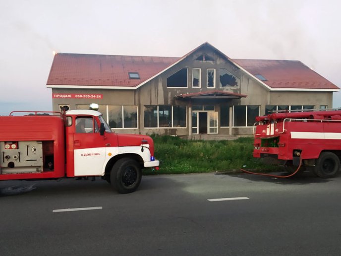 Рятувальники розповіли про пожежу біля КПП "Тиса" – 01