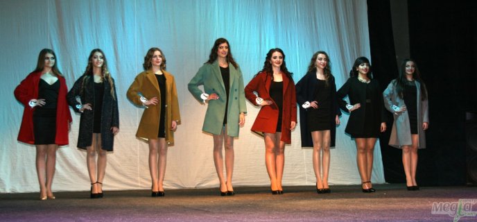 Біологи УжНУ обирали найгарнішу дівчину факультету – 02