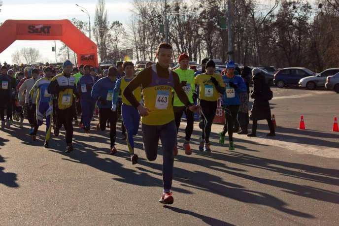 Мукачівець здобув перемогу у престижному новорічному напівмарафоні (ФОТО) – 11