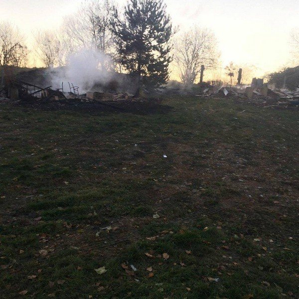 У Солотвині знову горіла база відпочинку – 04