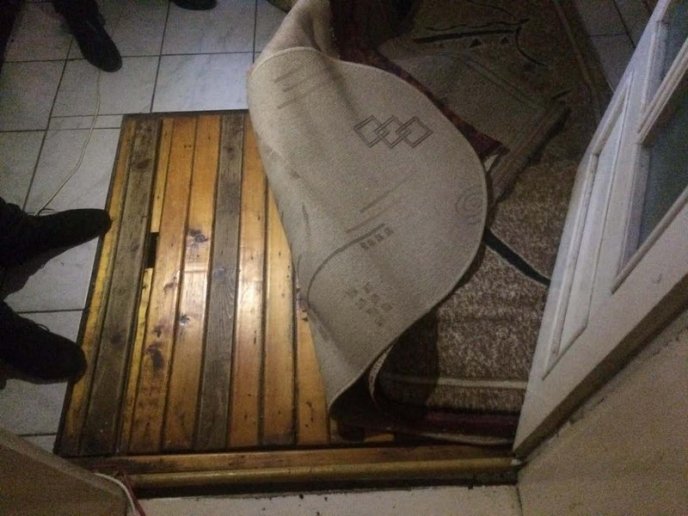 Закарпатець зберігав у підвалі цигарки, вартість яких понад мільйон гривень – 02