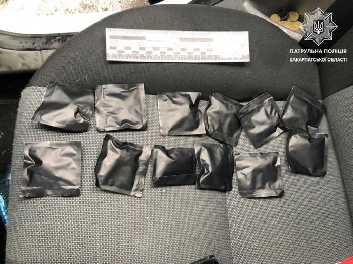 Погрожував зброєю: жінка розповіла про небезпечний інцидент – 03