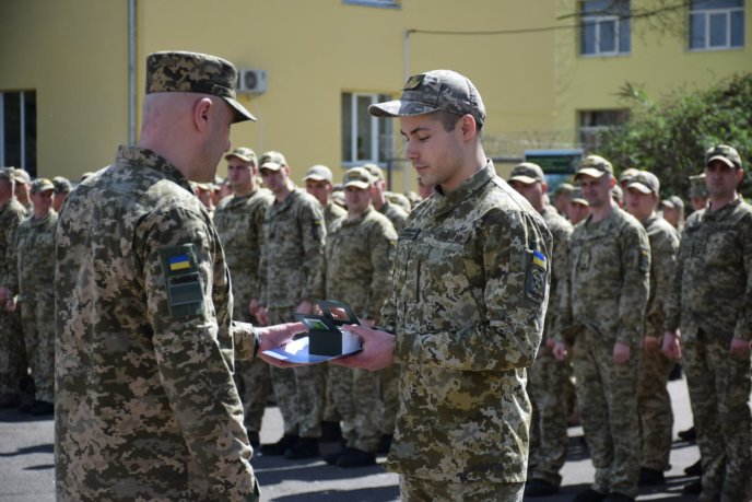Демобілізація строковиків: у запас звільнили 25 військовослужбовців – 03 Демобілізація строковиків: у запас звільнили 25 військовослужбовців – 03