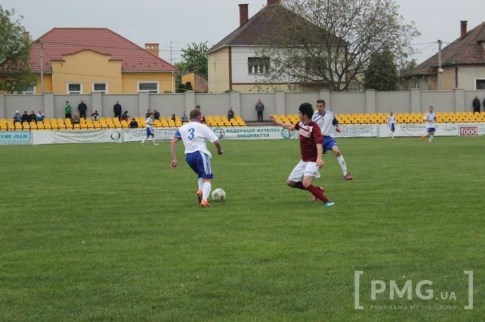 Футболісти "Мункача" розгромили гостей з Поляни – 08