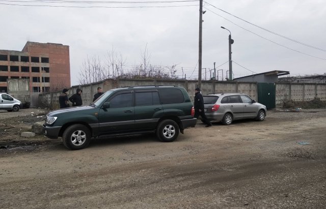 Оприлюднено фото з місця вбивства 20-річного мукачівця – 02