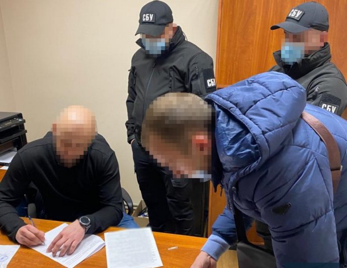 Правоохоронці розповіли, як заробляв закарпатський лікар – 01