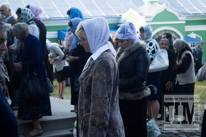 У Мукачівському Свято-Миколаївському жіночому монастирі святкують Успіння Пресвятої Богородиці (ФОТОРЕПОРТАЖ) – 29