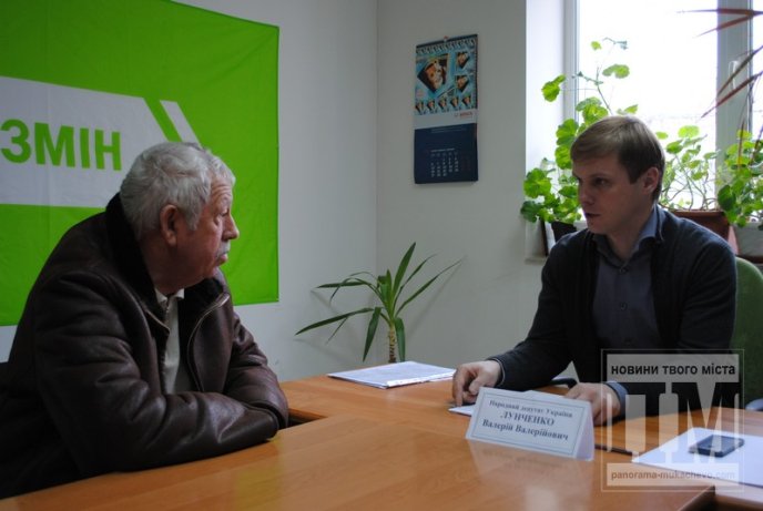 Головний опозиціонер Закарпаття Валерій Лунченко провів особистий прийом у Мукачеві (ФОТО) – 02