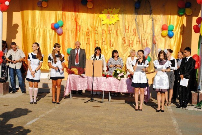 У школах Мукачева пролунав перший дзвоник (ФОТОРЕПОРТАЖ) – 11