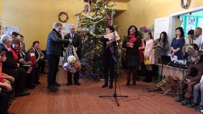 Біловарська школа приймала вітання з півстолітнім ювілеєм – 04